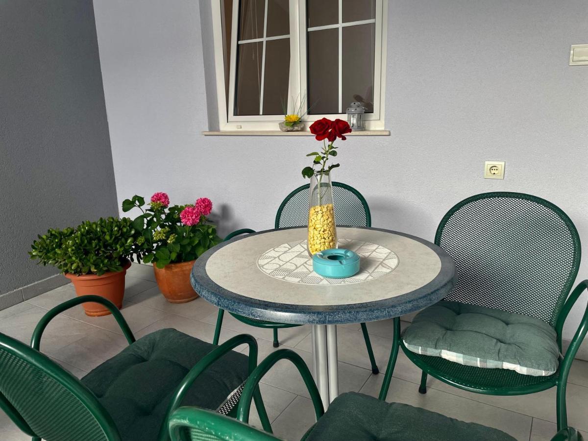 Aurelia Apartment Makarska Esterno foto